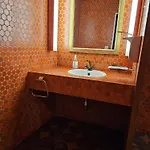 Séjour chez l'habitant Privat Grosse Zimmer, Mars, Mit Gemeinsamer Kueche Und Bad In Altstadt