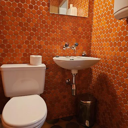 Mars - Private With Shared Kitchen Shower And Toilet - Old Town 库尔